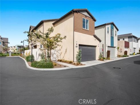 113 Bosal , Irvine, CA