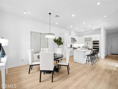 113 Bosal , Irvine, CA