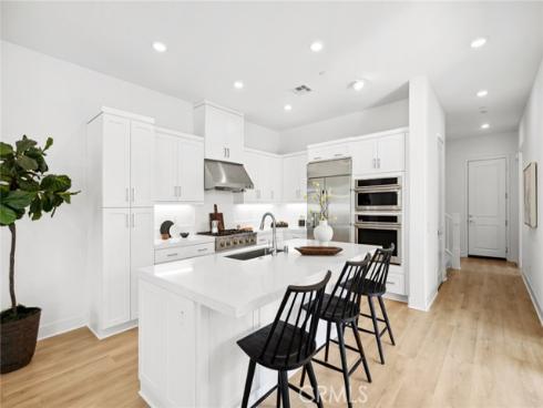 113 Bosal , Irvine, CA