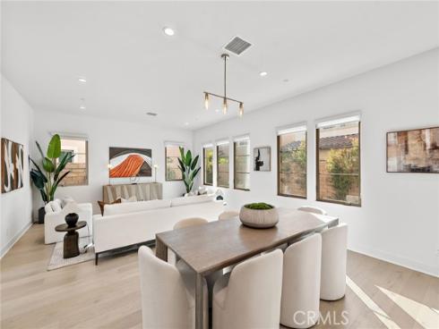 215 Sutters Mill , Irvine, CA