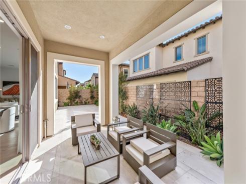 215 Sutters Mill , Irvine, CA