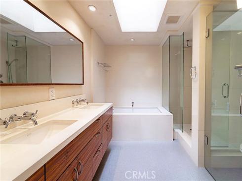 2253  Martin  402 , Irvine, CA