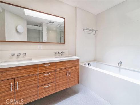 2253  Martin  402 , Irvine, CA