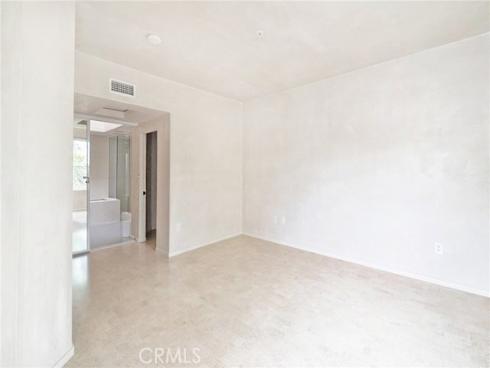 2253  Martin  402 , Irvine, CA