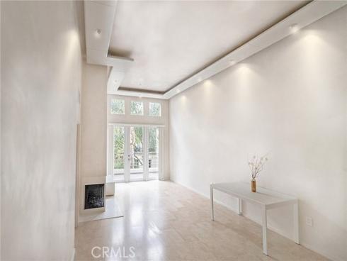 2253  Martin  402 , Irvine, CA