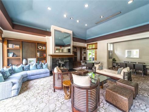 2253  Martin  402 , Irvine, CA