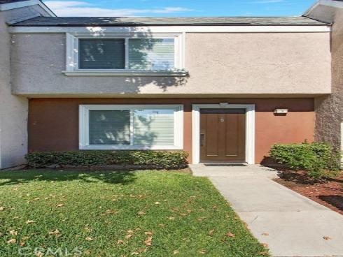 3 Albany 61 , Irvine, CA