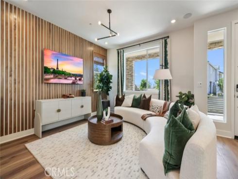 320 Galway , Irvine, CA