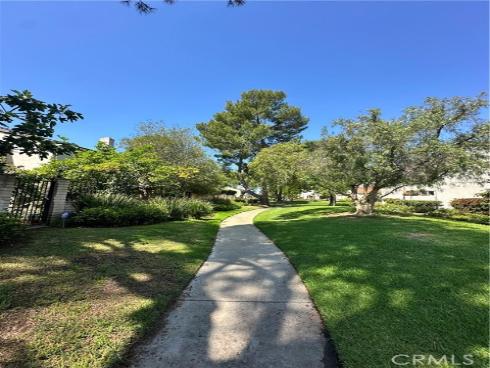 23  Oak Tree   Lane, Irvine, CA