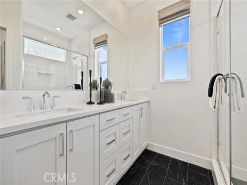 169 Scoville , Irvine, CA