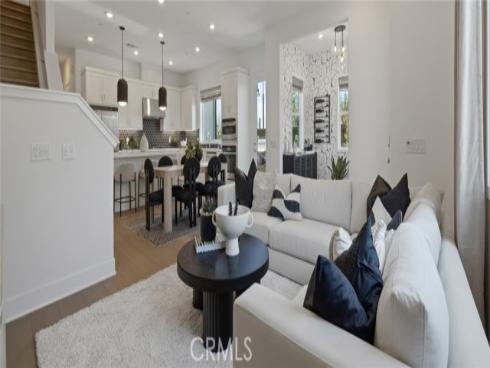 169 Scoville , Irvine, CA