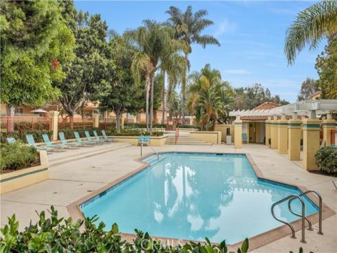 114 Costero Aisle 287 , Irvine, CA