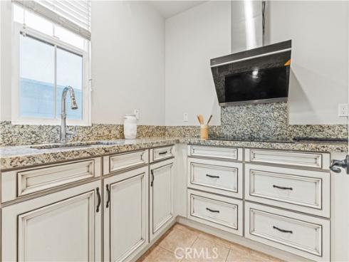 57 Constantine , Irvine, CA