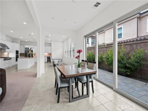 107 Frontier , Irvine, CA