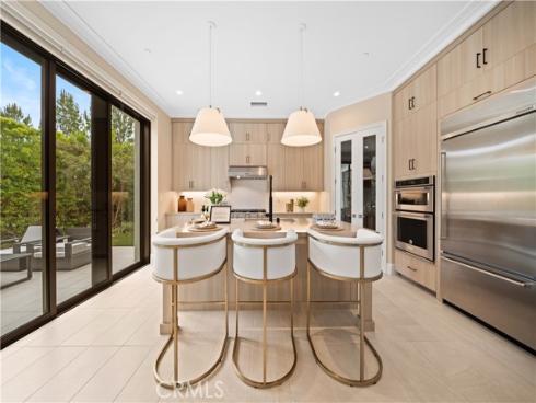 118 Appian , Irvine, CA