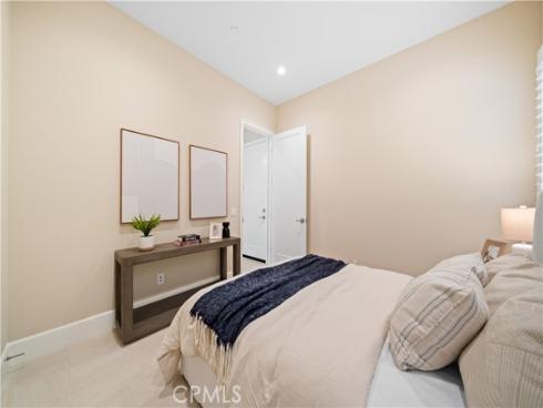 118 Appian , Irvine, CA