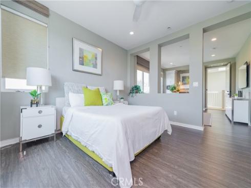 727  Beacon  , Irvine, CA