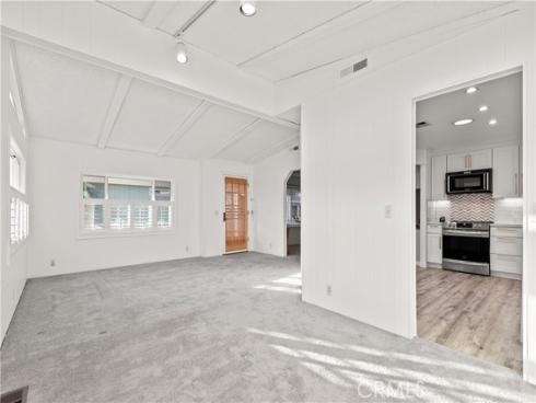 5200 Irvine Blvd Spc 377 , Irvine, CA