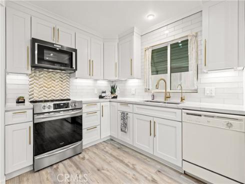 5200 Irvine Blvd Spc 377 , Irvine, CA