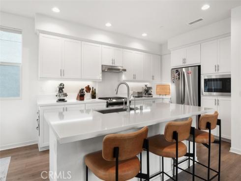 146 Fable , Irvine, CA