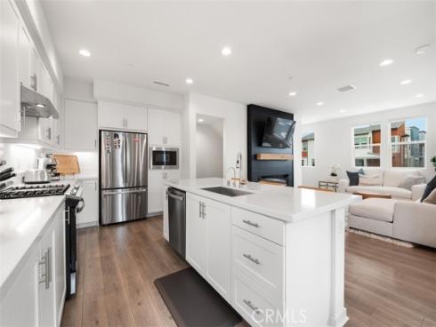 146 Fable , Irvine, CA