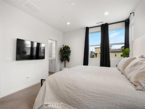 146 Fable , Irvine, CA