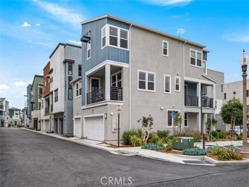 146 Fable , Irvine, CA