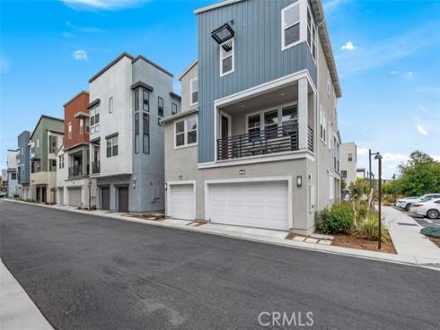 146 Fable , Irvine, CA