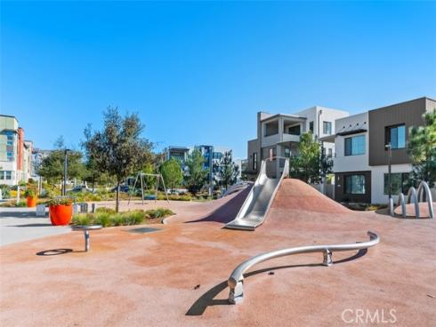 146 Fable , Irvine, CA