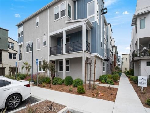146 Fable , Irvine, CA