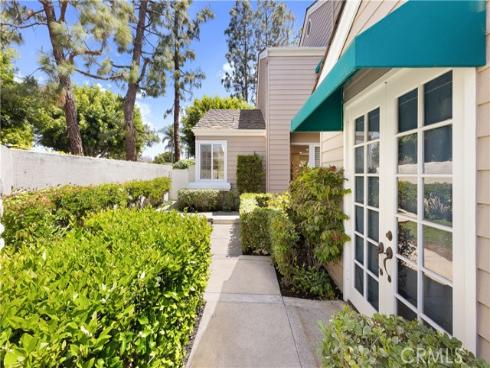 12 Lakefront 1 , Irvine, CA