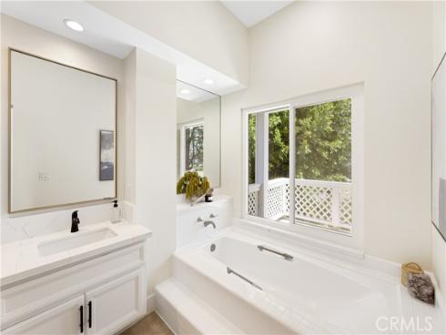 12 Lakefront 1 , Irvine, CA