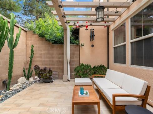 112 Gemstone , Irvine, CA