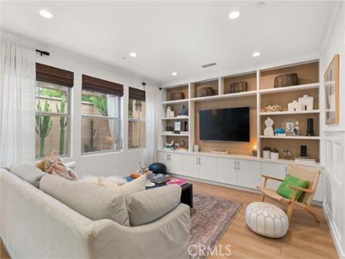 112 Gemstone , Irvine, CA