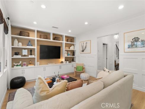 112 Gemstone , Irvine, CA