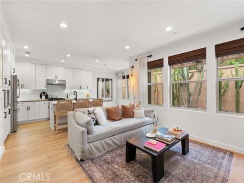 112 Gemstone , Irvine, CA