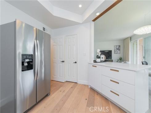 2 Highland 1 , Irvine, CA