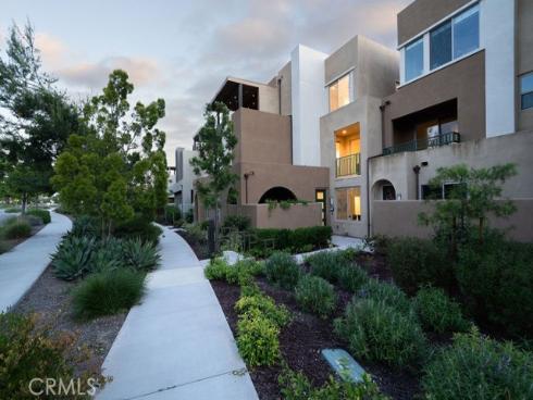 122 Cadence , Irvine, CA