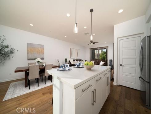 122 Cadence , Irvine, CA