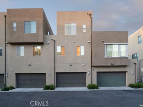 122 Cadence , Irvine, CA