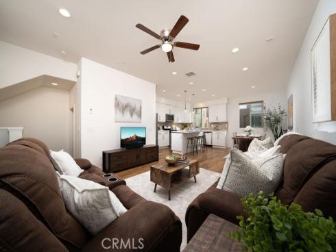 122 Cadence , Irvine, CA