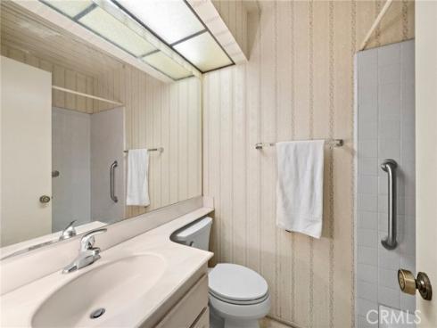 31  Hillgrass  , Irvine, CA