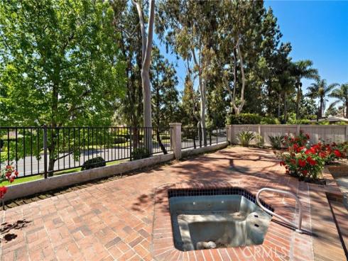 31  Hillgrass  , Irvine, CA