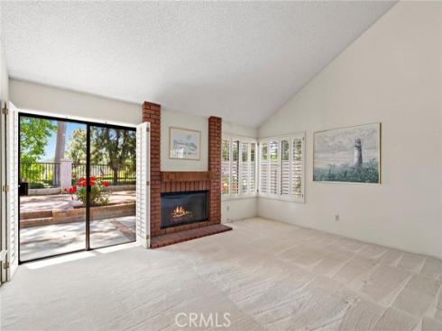 31  Hillgrass  , Irvine, CA