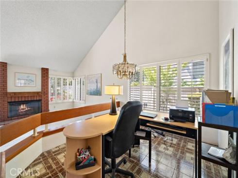 31  Hillgrass  , Irvine, CA