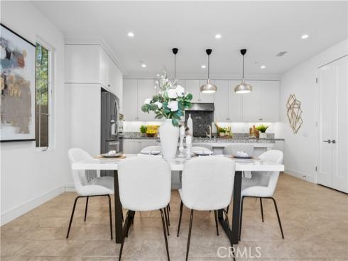 121 Toretta , Irvine, CA