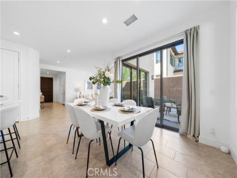 121 Toretta , Irvine, CA