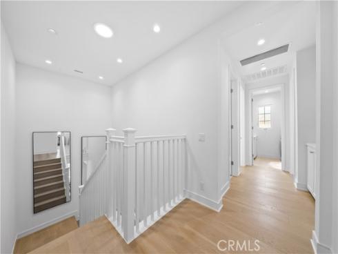 121 Toretta , Irvine, CA