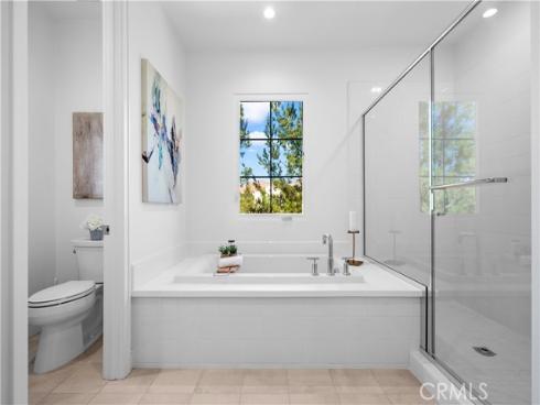 121 Toretta , Irvine, CA