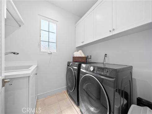 121 Toretta , Irvine, CA